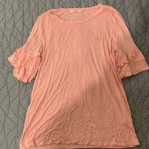 Peach boutique too with ruffle sleeves. Worn once.